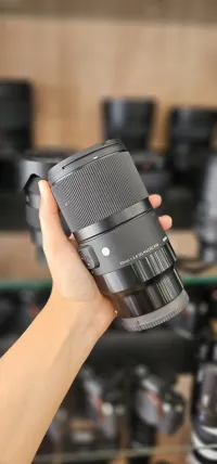 Sigma 70mm 1.2.8 DG macro pour Sony