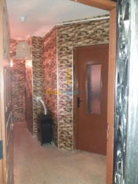 appartement-vente-f3-alger-les-eucalyptus-algerie