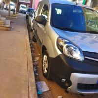 voitures-renault-kangoo-2020-mascara-algerie