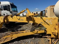 Komatsu Niveleuse GD705 2005