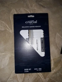 RAM 32GB Crucial Ballistix 3000MHz DDR4 CL15 white