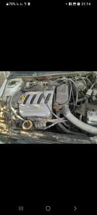 سيارات-renault-laguna-2-2003-بوعرفة-البليدة-الجزائر