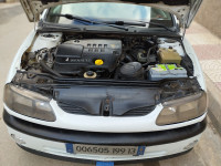 voitures-renault-laguna-1-1999-ghazaouet-tlemcen-algerie