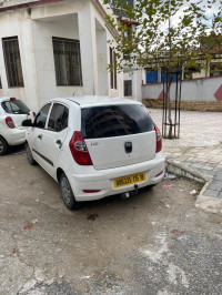 voitures-hyundai-i10-2015-taher-jijel-algerie