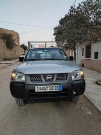 utilitaire-nissan-hard-body-2012-aflou-laghouat-algerie