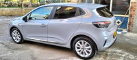 voitures-renault-clio-5-2024-evolution-feraoun-bejaia-algerie