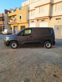 utilitaire-fiat-doblo-2024-italy-carte-grise-safia-ghazaouet-tlemcen-algerie