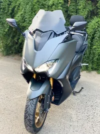 Yamaha Tmax 2021