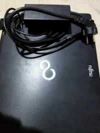 Laptop fujistu i3 3eme 4 GO