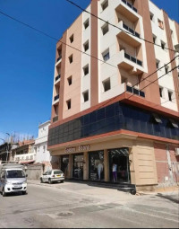 appartement-vente-f4-alger-bordj-el-bahri-algerie