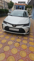 voitures-toyota-corolla-2023-oum-el-bouaghi-algerie