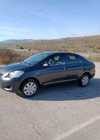 voitures-toyota-yaris-sedan-2012-bougtoub-el-bayadh-algerie