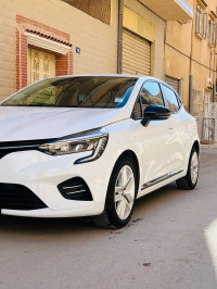 voitures-renault-clio-5-2021-intense-biskra-algerie