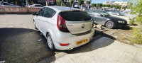 voitures-hyundai-accent-rb-5-portes-2012-bachdjerrah-alger-algerie