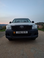 utilitaire-toyota-hilux-2012-tizi-ouzou-algerie