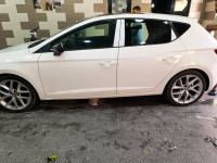 voitures-seat-leon-2014-fr-laghouat-algerie