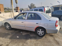 voitures-hyundai-accent-2015-tadjena-chlef-algerie