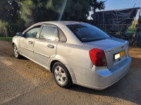 voitures-chevrolet-optra-4-portes-2006-hraoua-alger-algerie