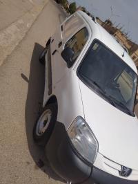 السيارات-النفعية-peugeot-partner-2012-فرناكة-مستغانم-الجزائر