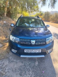 سيارات-dacia-sandero-2017-stepway-الجباحية-البويرة-الجزائر