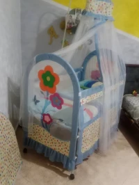 Lit de bébé 
