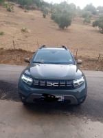 voitures-dacia-duster-2023-gold-extreme-seddouk-bejaia-algerie