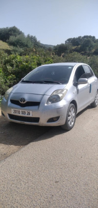 voitures-toyota-yaris-2009-berrouaghia-medea-algerie