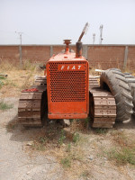 tracteurs-fiat-80-chenille-1988-bordj-menaiel-boumerdes-algerie