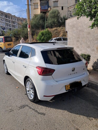 voitures-seat-ibiza-2019-lakhdaria-bouira-algerie