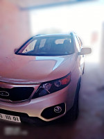 voitures-kia-sorento-2011-adrar-algerie