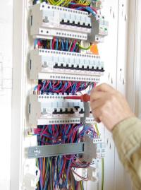projets-etudes-installations-electriques-batiment-et-industrielles-bordj-el-kiffan-alger-algerie