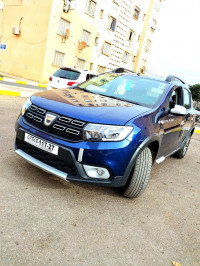 voitures-dacia-sandero-2017-stepway-ain-tadles-mostaganem-algerie