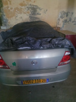 voitures-nissan-sunny-2010-ain-boucif-medea-algerie