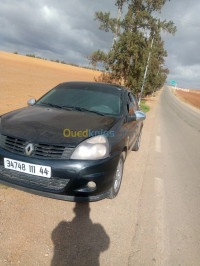 voitures-renault-clio-campus-2011-ain-defla-algerie