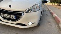 voitures-peugeot-208-2015-allure-chelghoum-laid-mila-algerie