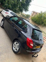 voitures-skoda-fabia-2015-fresh-boumerdes-algerie