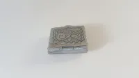 Ancienne boite miniature en argent  3,5 x 3 cm 