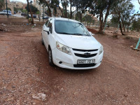 voitures-chevrolet-sail-4-portes-2012-oran-algerie