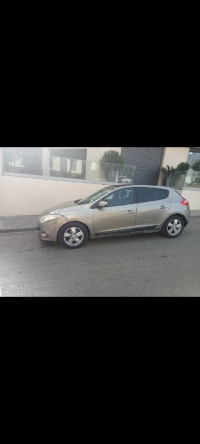 voitures-renault-megane-3-2010-privilege-dely-brahim-alger-algerie