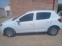 citadine-dacia-sandero-2013-berhoum-msila-algerie