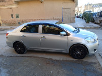 voitures-toyota-yaris-2013-laghouat-algerie