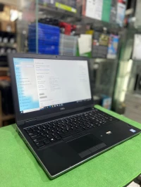 DELL Precision 7530 i7 8th-512 gb -16go ddr4-quadro p3200 15.6" FHD
