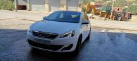سيدان-متوسطة-peugeot-308-2015-allure-خراطة-بجاية-الجزائر