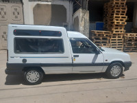 commerciale-renault-express-1992-larbaa-blida-algerie