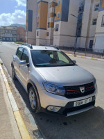 voitures-dacia-sandero-2017-stepway-theniet-el-had-tissemsilt-algerie