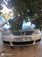 moyenne-berline-volkswagen-golf-5-2005-ouled-chebel-alger-algerie