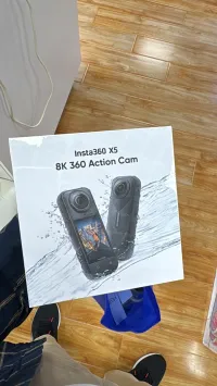 Insta360 X5