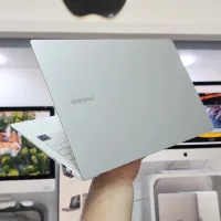 Samsung Galaxy Book 2 Pro . i5 11eme evo . 8Gb Ram.  512GB ssd  . 15" OLED 