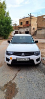 utilitaire-mitsubishi-l200-2014-doube-cabine-evolution-algerie