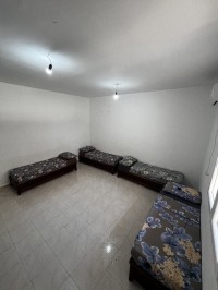 شقة-كراء-للعطل-3-غرف-سكيكدة-فلفلة-الجزائر
